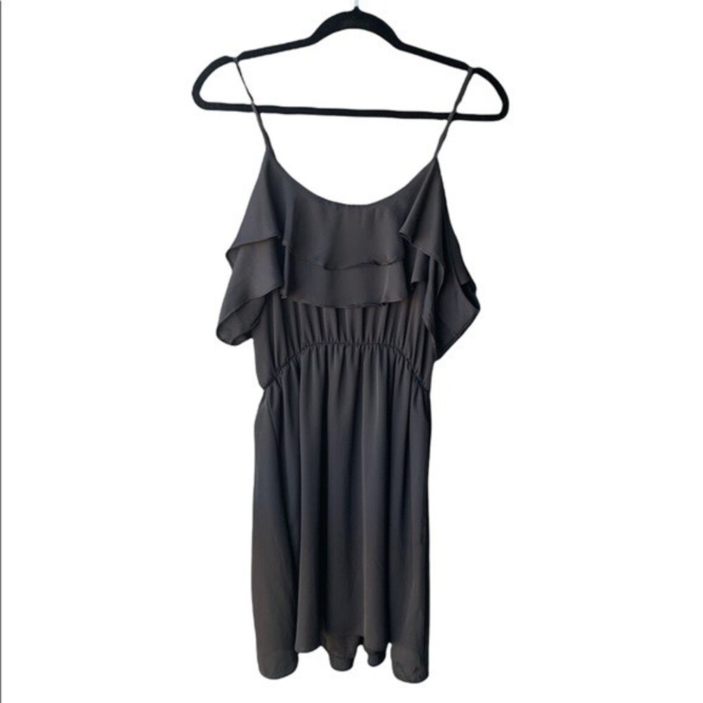 Everly Off the Shoulder Black Ruffle Dress Size M